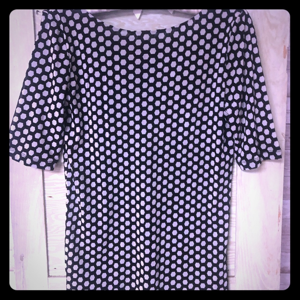 Liz Claiborne Scoop Back geometric Print Top SZ M